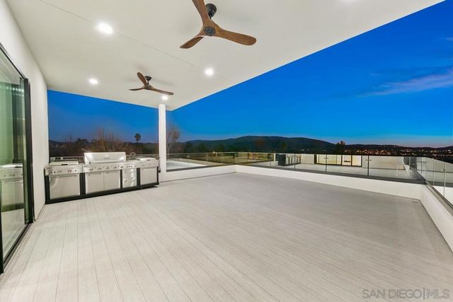 41955 Altanos Road, Temecula, CA 92592