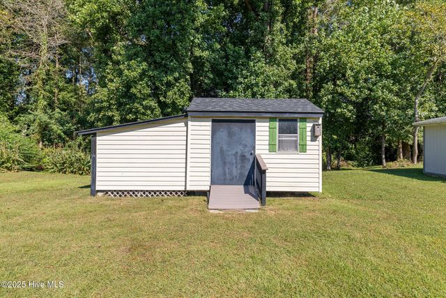 111 Valleywood Drive, Goldsboro, NC 27530