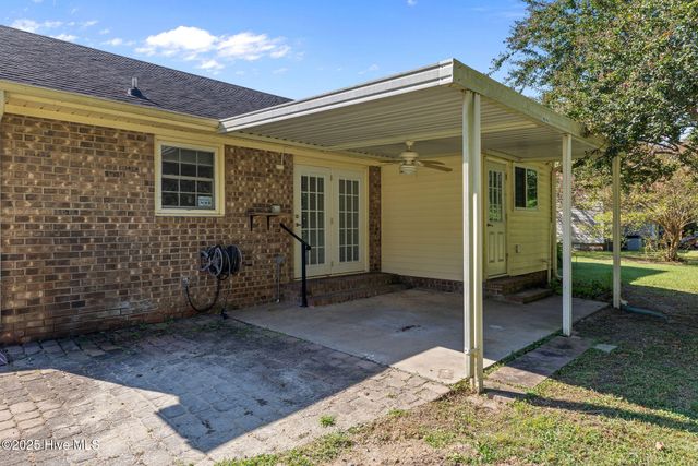 111 Valleywood Drive, Goldsboro, NC 27530