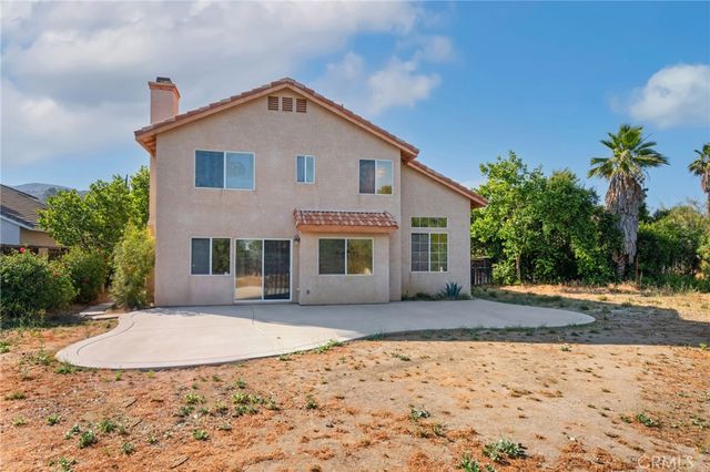 30100 Sugarpine Street, Lake Elsinore, CA 92530