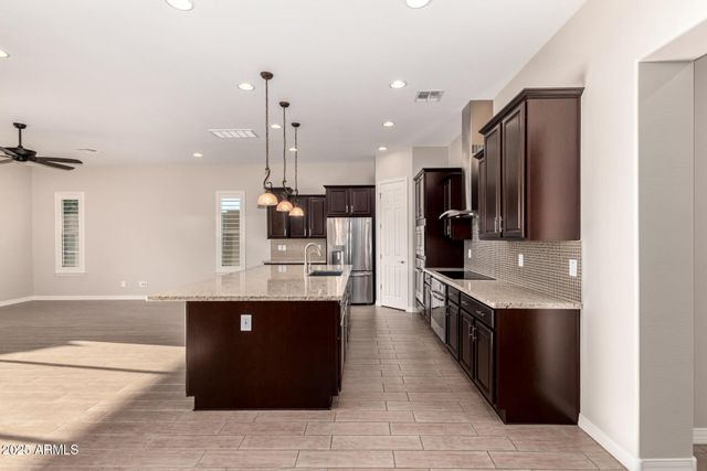 26982 N 80TH Lane, Peoria, AZ 85383