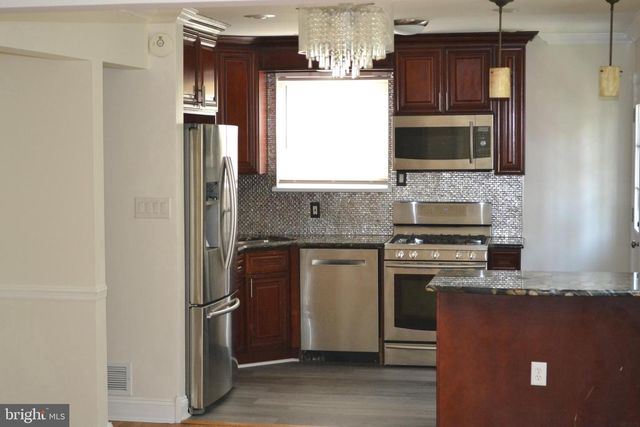 425 KENNEDY ST NE, Washington, DC 20011