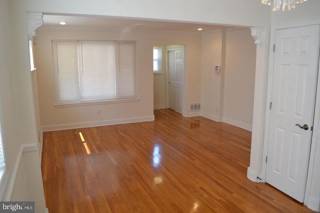 425 KENNEDY ST NE, Washington, DC 20011