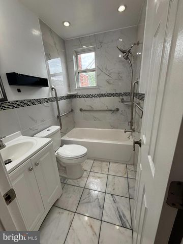 425 KENNEDY ST NE, Washington, DC 20011