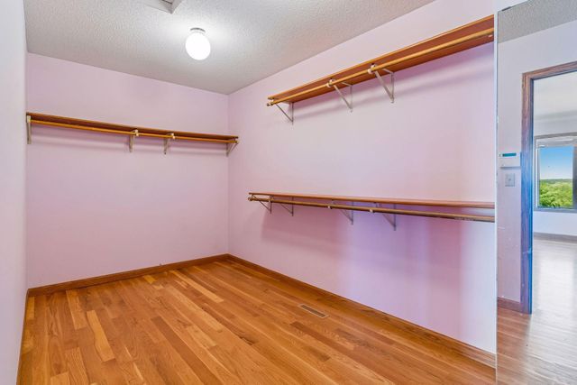 4099 Penfield Court S, Afton, MN 55001