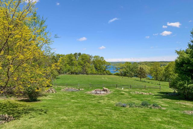 4099 Penfield Court S, Afton, MN 55001