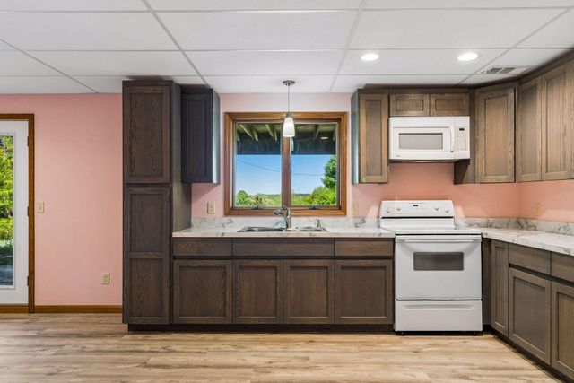 4099 Penfield Court S, Afton, MN 55001