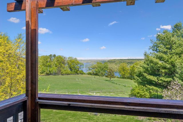 4099 Penfield Court S, Afton, MN 55001