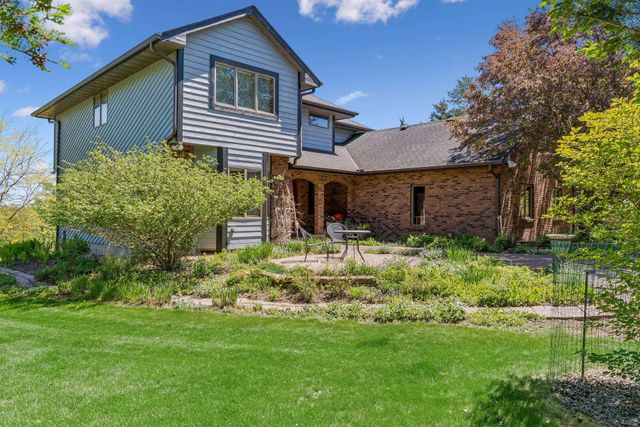 4099 Penfield Court S, Afton, MN 55001