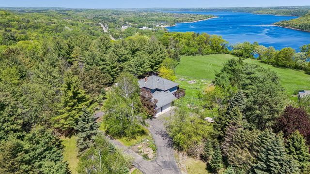4099 Penfield Court S, Afton, MN 55001