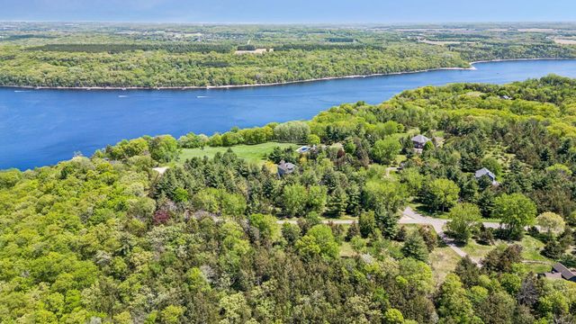 4099 Penfield Court S, Afton, MN 55001