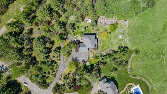 4099 Penfield Court S, Afton, MN 55001