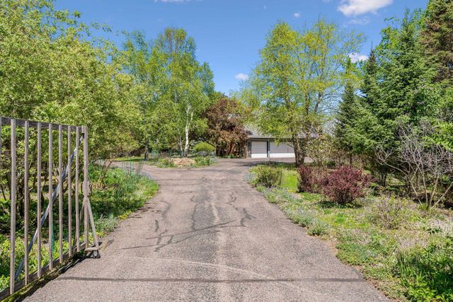 4099 Penfield Court S, Afton, MN 55001