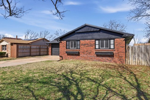 8208 E Grail, Wichita, KS 67207