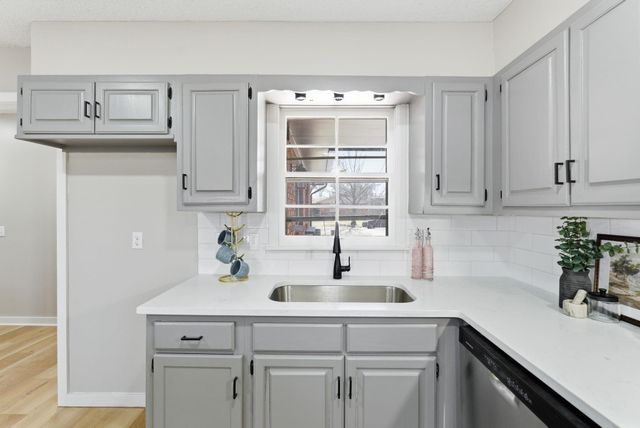 8208 E Grail, Wichita, KS 67207