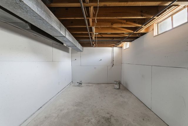 8208 E Grail, Wichita, KS 67207