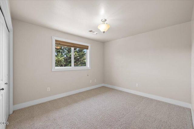 3880 Crystal Springs Drive, Medford, OR 97504
