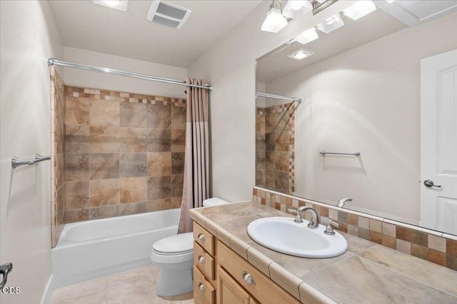 3880 Crystal Springs Drive, Medford, OR 97504