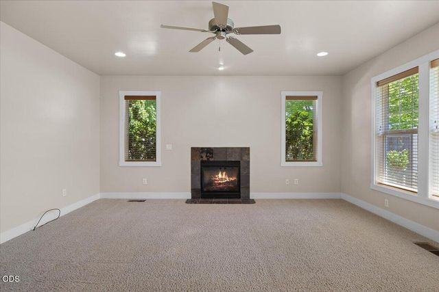 3880 Crystal Springs Drive, Medford, OR 97504