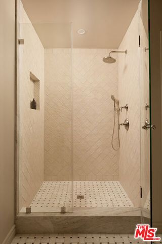 1519 Comstock Avenue, Los Angeles, CA 90024
