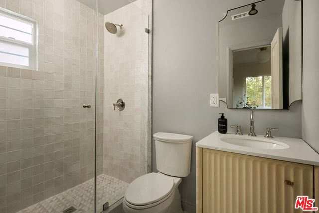 1519 Comstock Avenue, Los Angeles, CA 90024