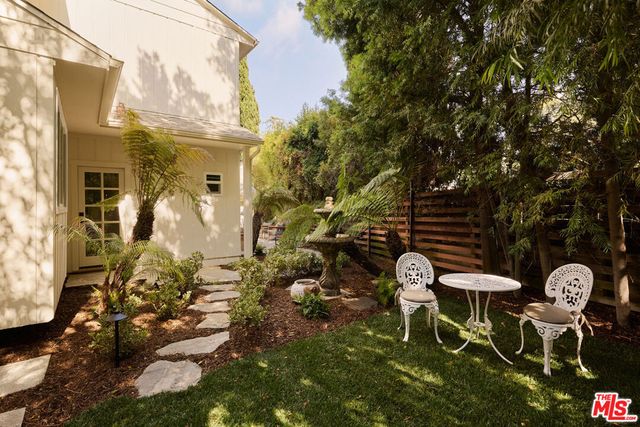 1519 Comstock Avenue, Los Angeles, CA 90024