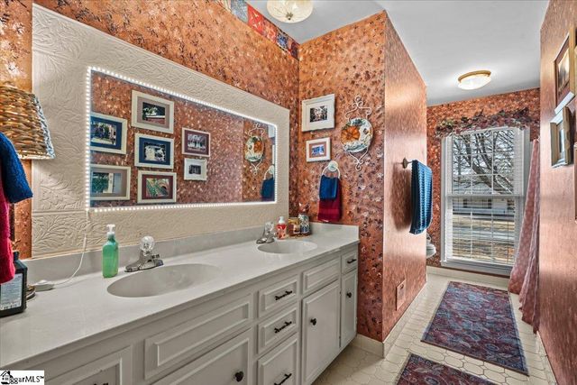 217 Parliament Road, Greenville, SC 29615