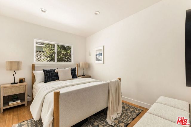 2429 Cloy Avenue, Venice, CA 90291