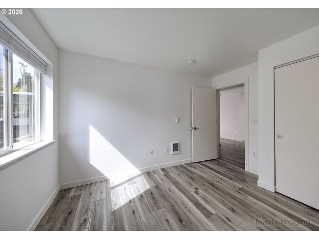 10690 Sw DAVIES Rd, Beaverton, OR 97008