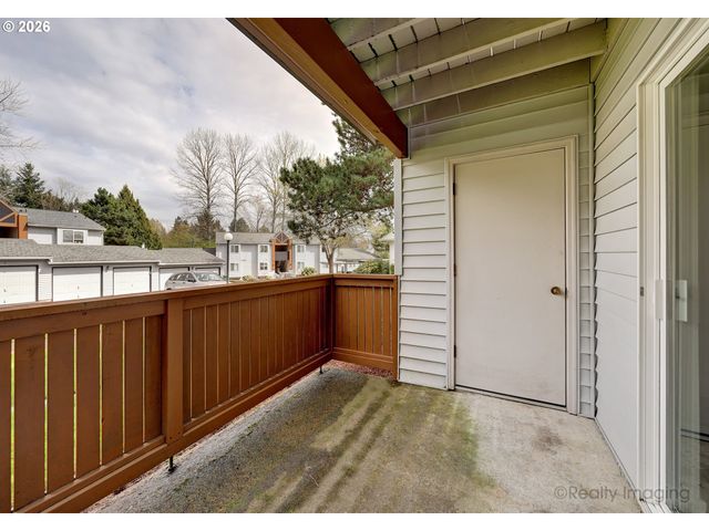 10690 Sw DAVIES Rd, Beaverton, OR 97008