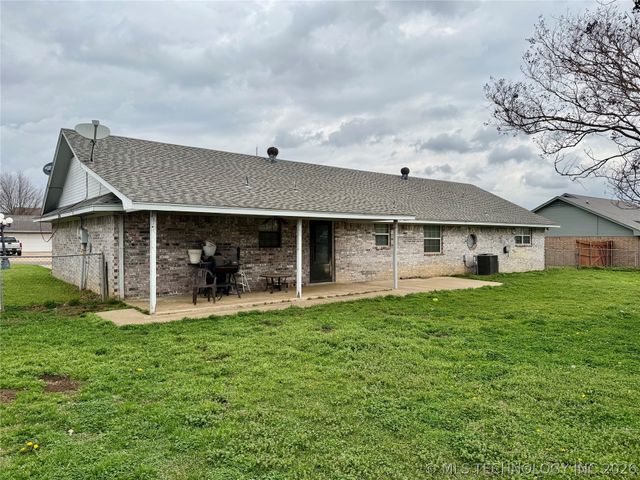 2709 Forrest Circle, Durant, OK 74701