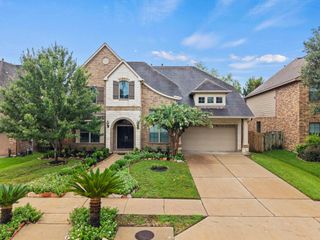 66 Genova Way Lane, Missouri City, TX 77459