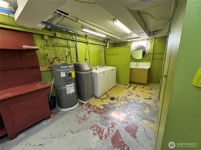 317 Ash Street S, Omak, WA 98841