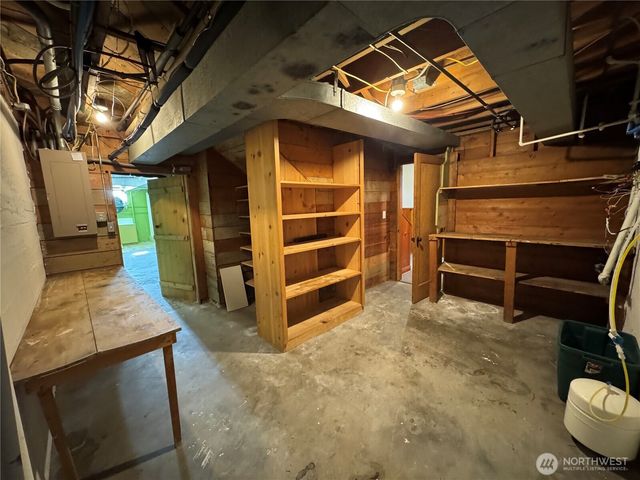 317 Ash Street S, Omak, WA 98841