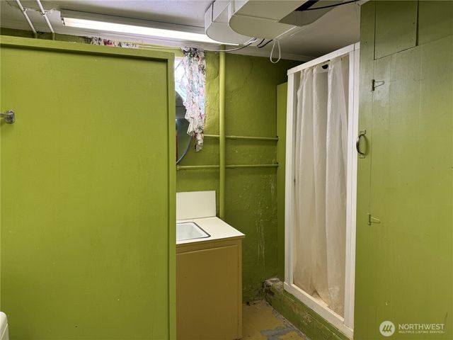 317 Ash Street S, Omak, WA 98841