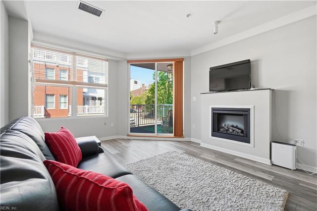 249 W Freemason St Apt 205, Norfolk, VA 23510