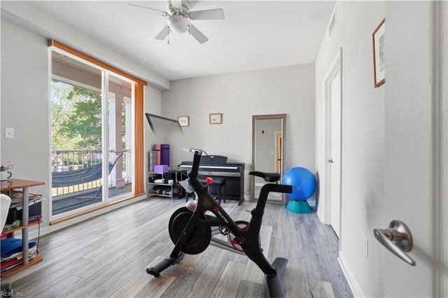 249 W Freemason St Apt 205, Norfolk, VA 23510