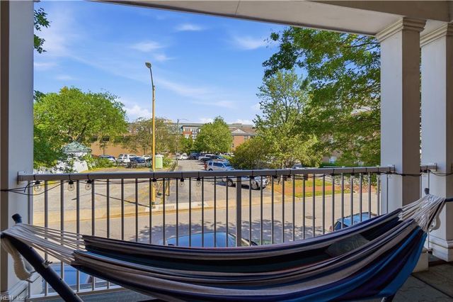 249 W Freemason St Apt 205, Norfolk, VA 23510