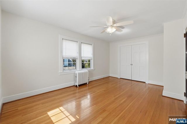 54 Pomander Walk, Ridgewood, NJ 07450