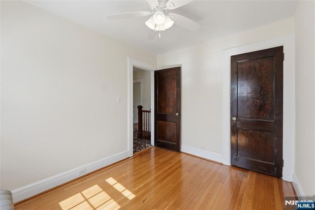 54 Pomander Walk, Ridgewood, NJ 07450