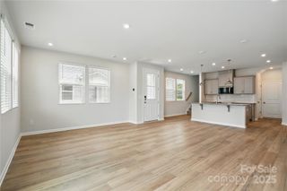 2028 Vinyasa Lane, Charlotte, NC 28215
