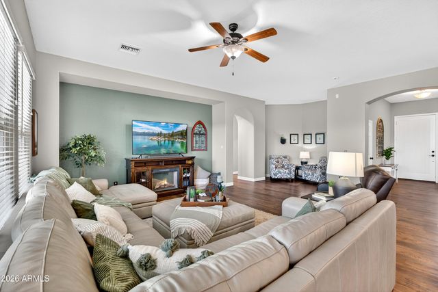 22910 W DALE Lane, Wittmann, AZ 85361
