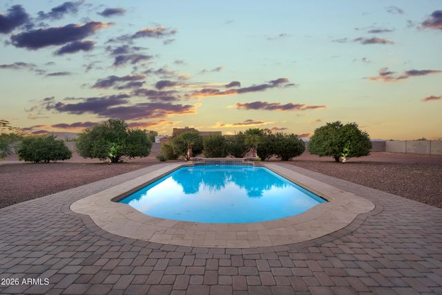22910 W DALE Lane, Wittmann, AZ 85361