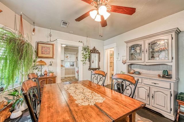 325 E Simpson Avenue, Fresno, CA 93704