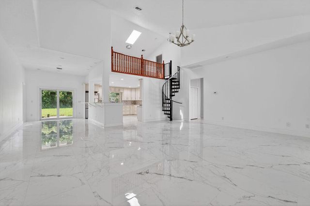 376 SW Paar Drive, Port St. Lucie, Port St Lucie, FL 34953