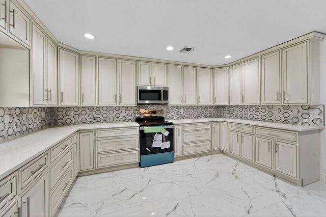 376 SW Paar Drive, Port St. Lucie, Port St Lucie, FL 34953