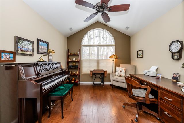 3061 Riverview Lane, Benton Harbor, MI 49022