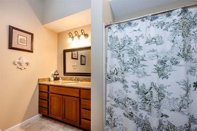 3061 Riverview Lane, Benton Harbor, MI 49022