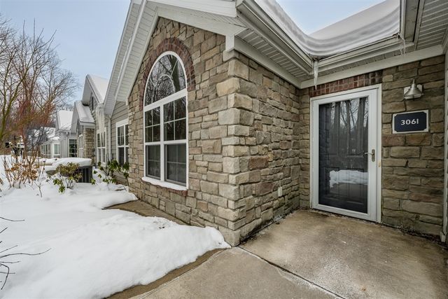 3061 Riverview Lane, Benton Harbor, MI 49022