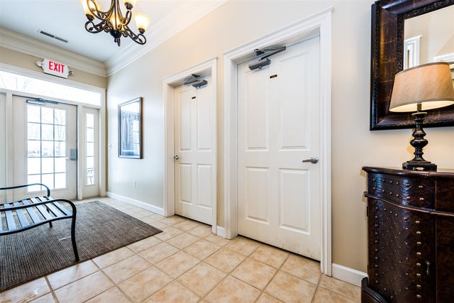 3061 Riverview Lane, Benton Harbor, MI 49022